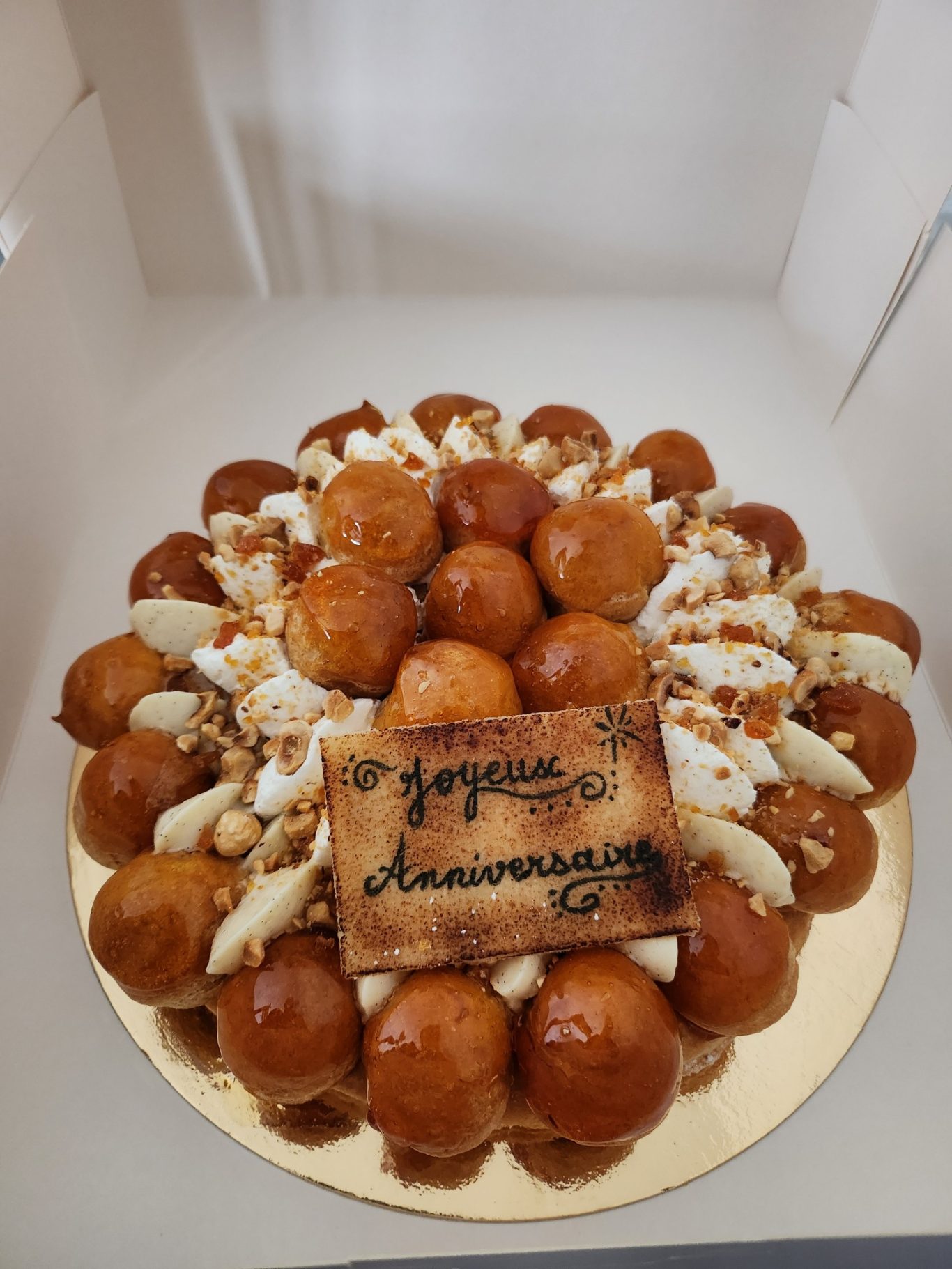 Saint-Honoré à la noisette